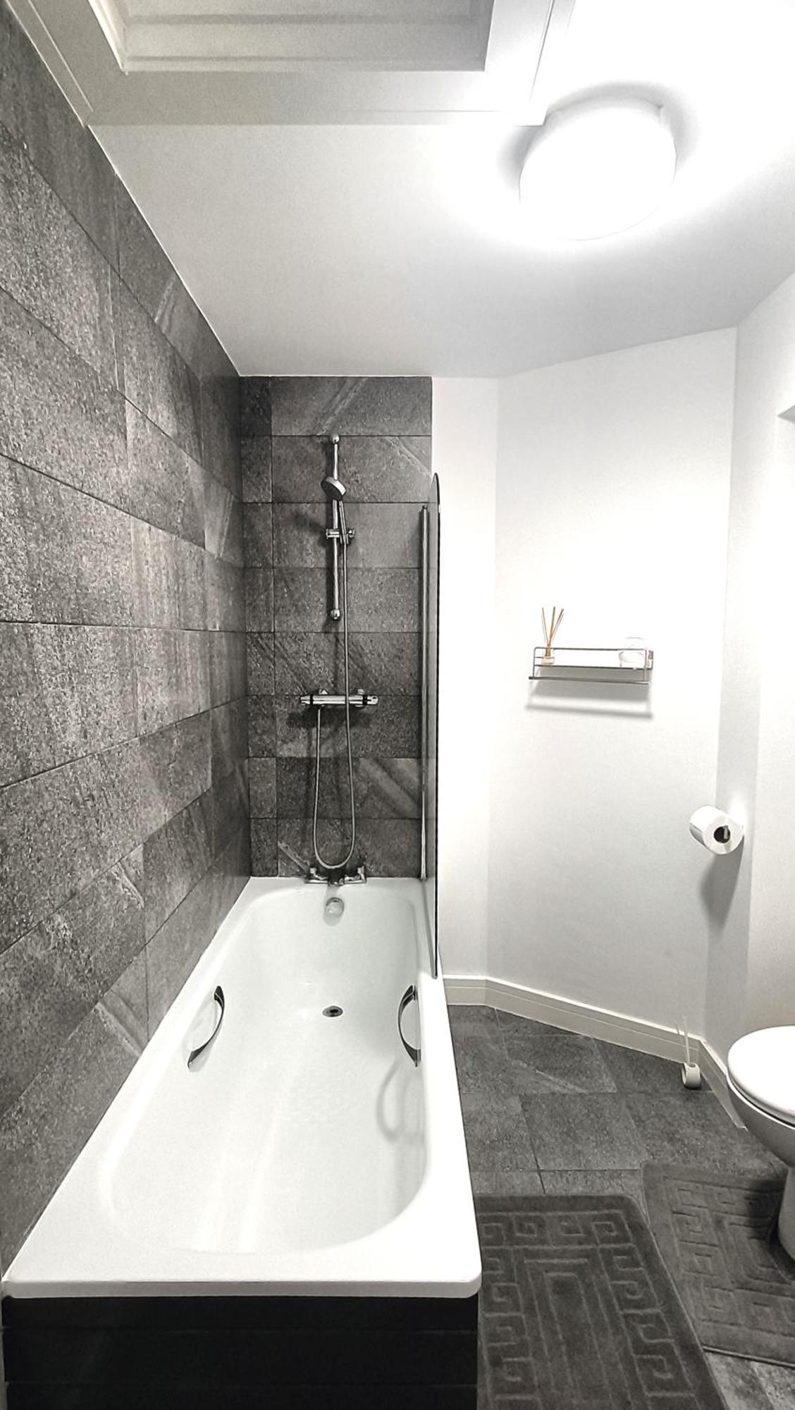 Ideal For Groups - Modern 2 Bedroom Apartment - Free Parking, Transit Links, Close To Stadiums Manchester Exterior foto